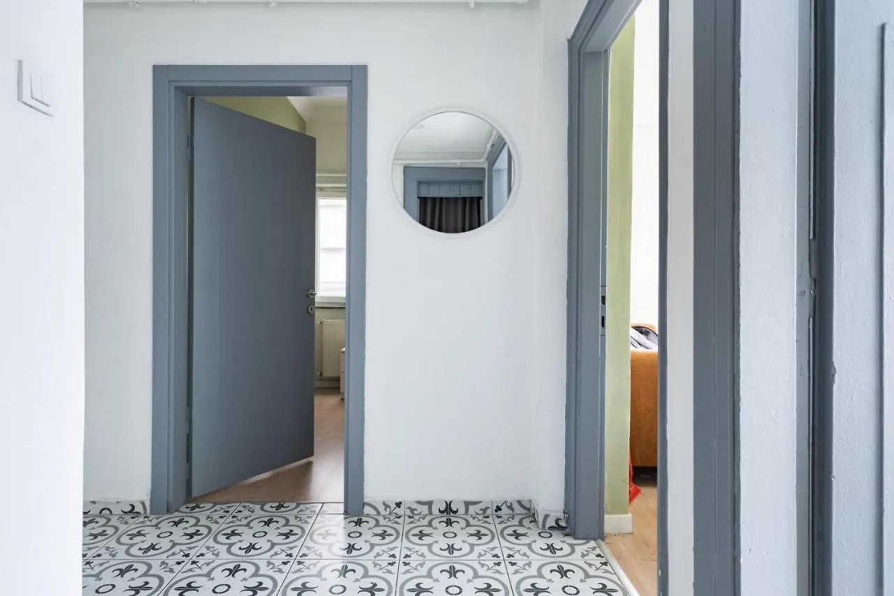 Апартаменты Central Flat W Sea View And Near Galata Tower Стамбул 0*,  Турция